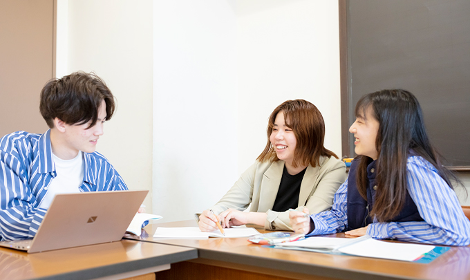 写真:法情報処理演習1・2の講義