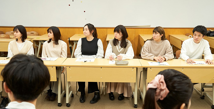 小規模学科での主体的な学びの様子